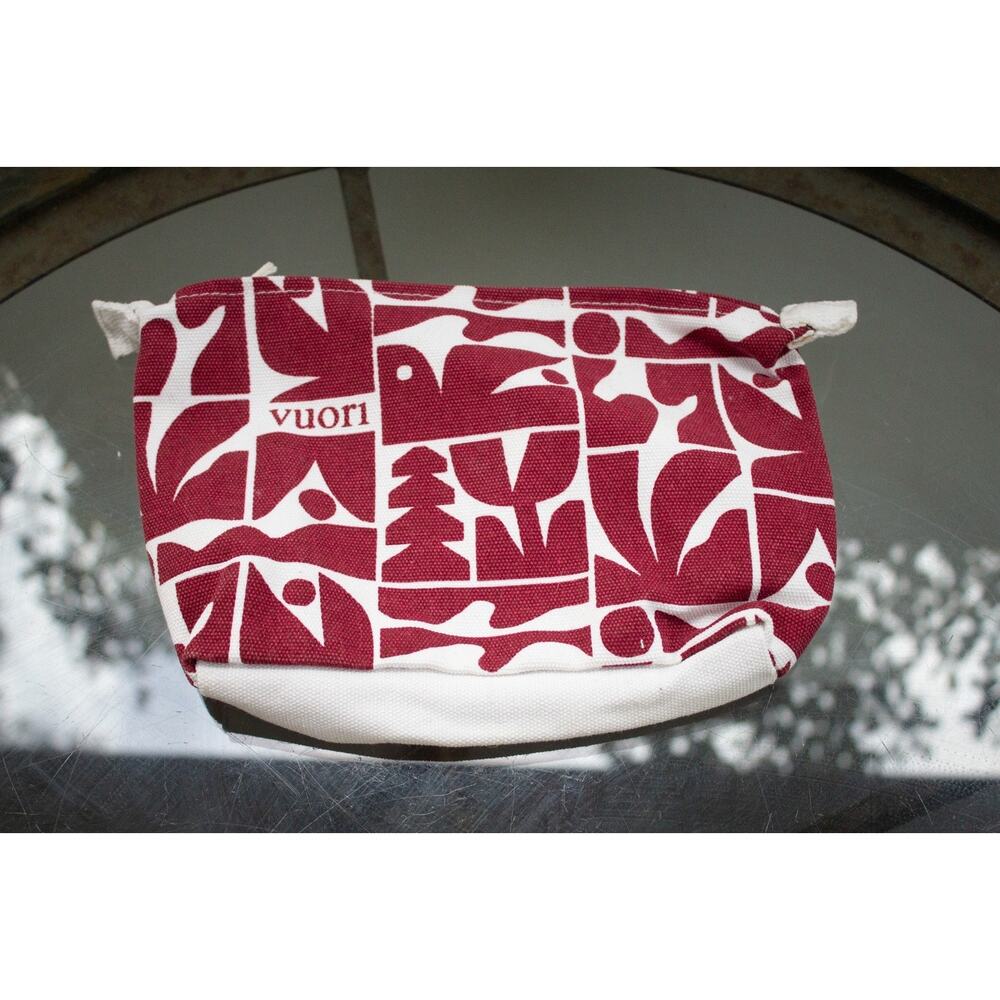 Vuori Holiday 2025 Limited Edition Canvas Pouch – Strawberry Red/White GWP‎